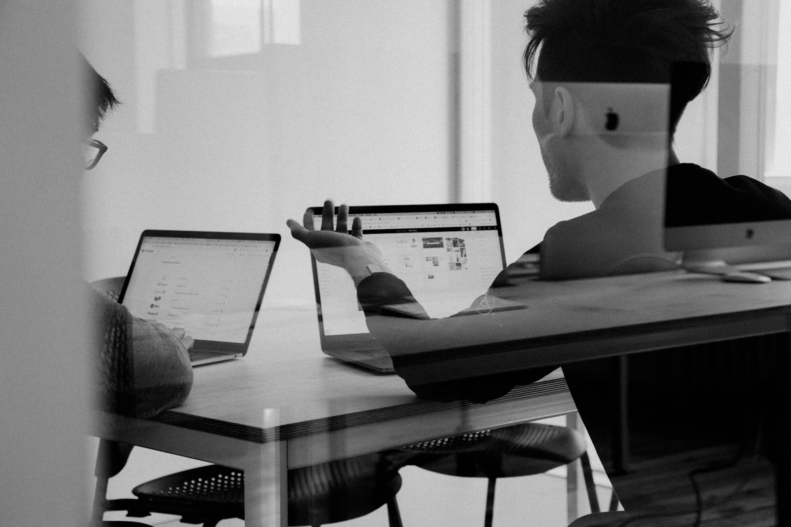 Stratégies numériques : choisir une agence marketing digital en Suisse pour réussir en ligne